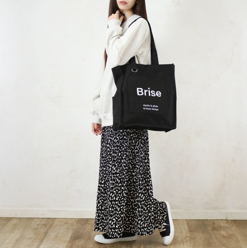 SOBIA  ポケットスクエアロゴトート /BK